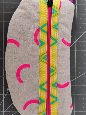 Small LInen zippered pouch